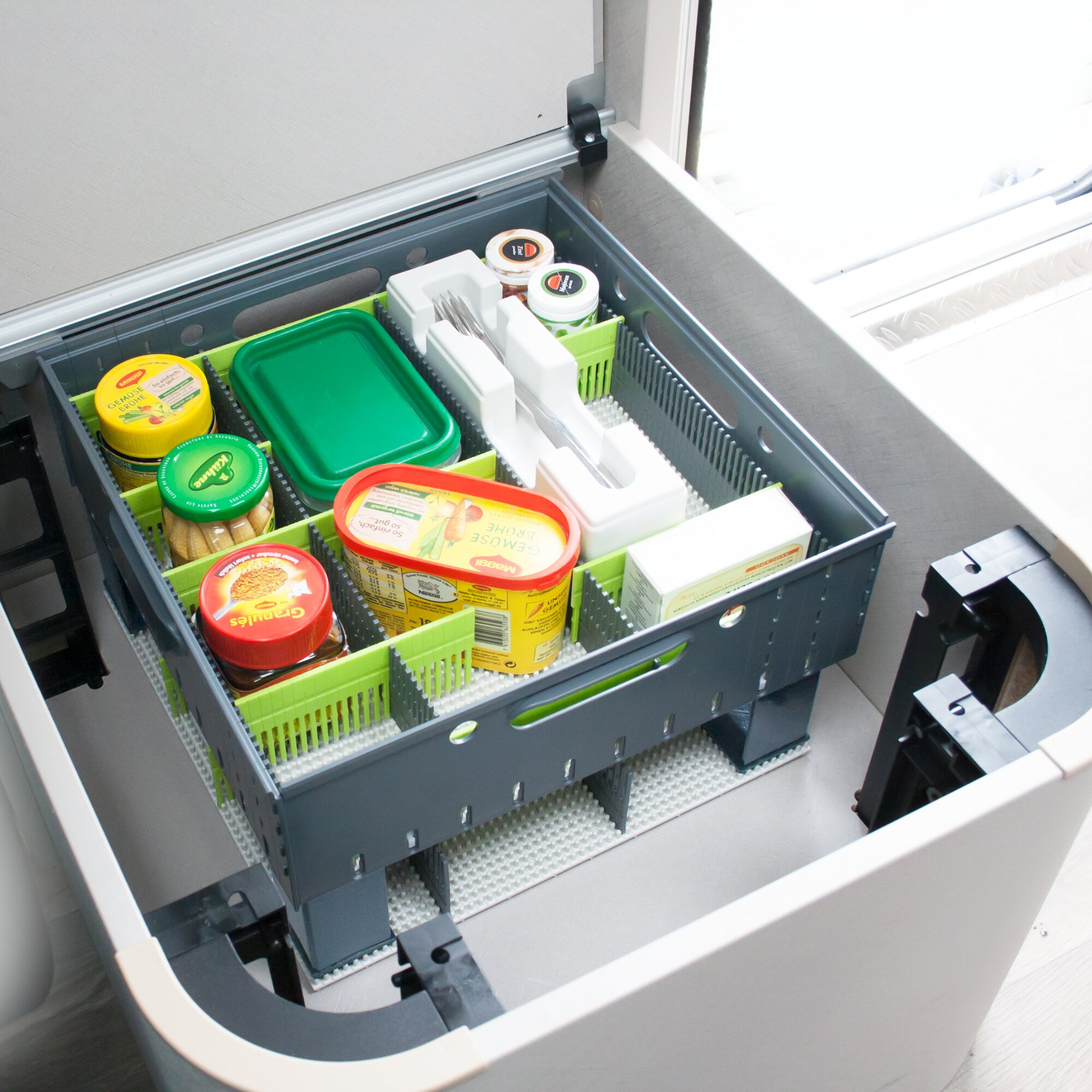 Staubox