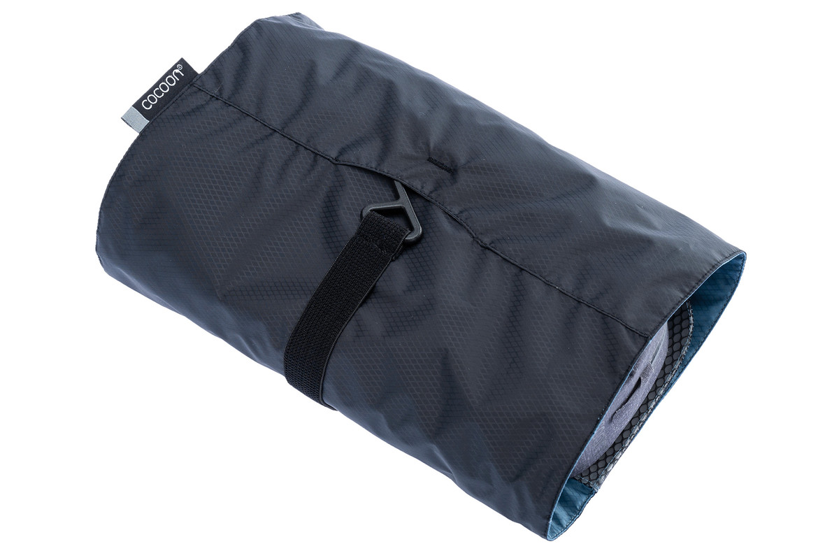 Hanging Toiletry Kit Minimalist