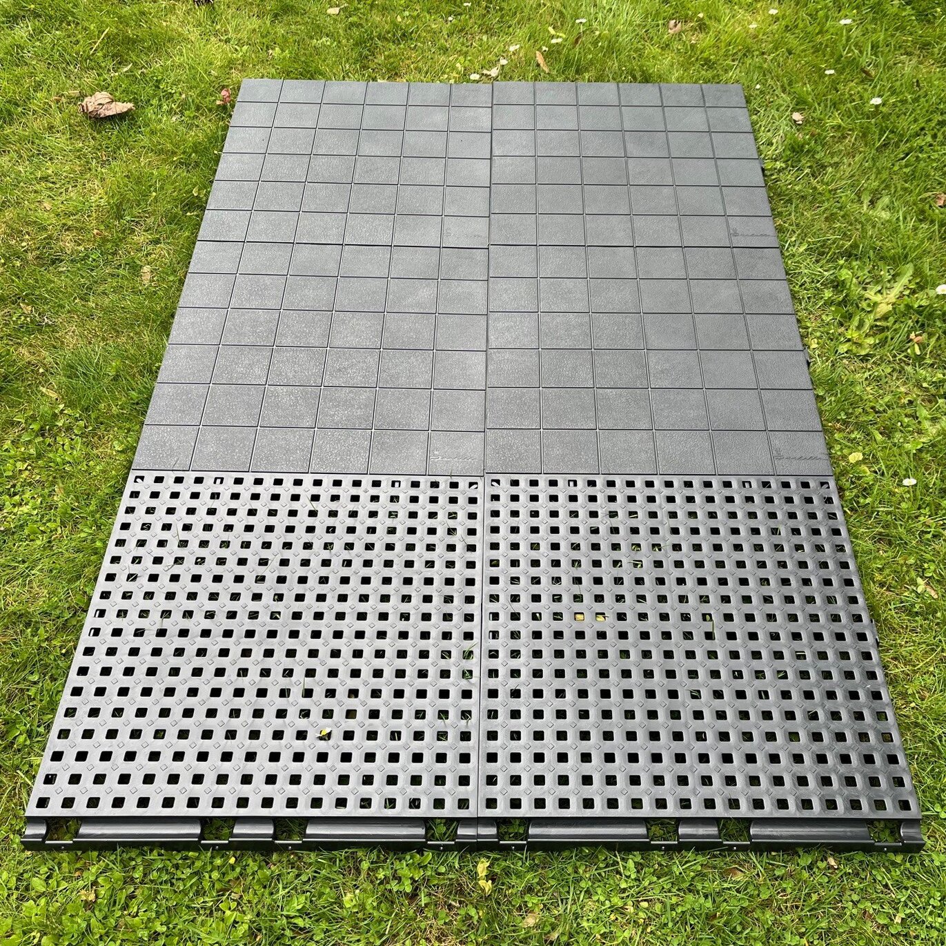 Bodenfliese IsabellaFloor, gelocht, 50 x 50 cm