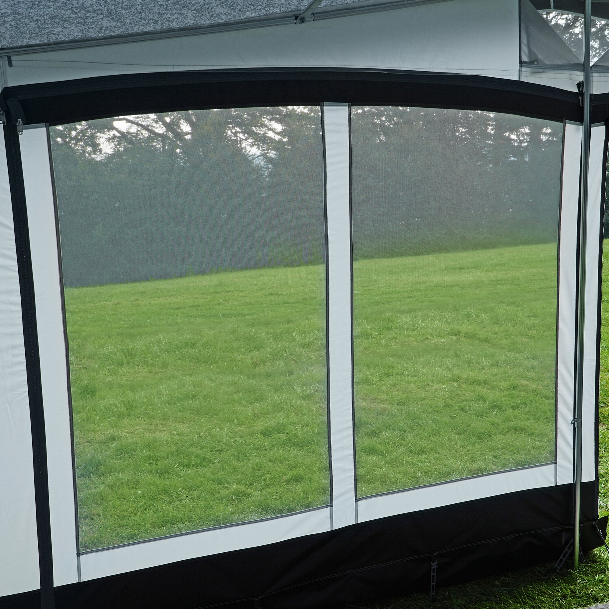 USB-Steckdose, schwarz