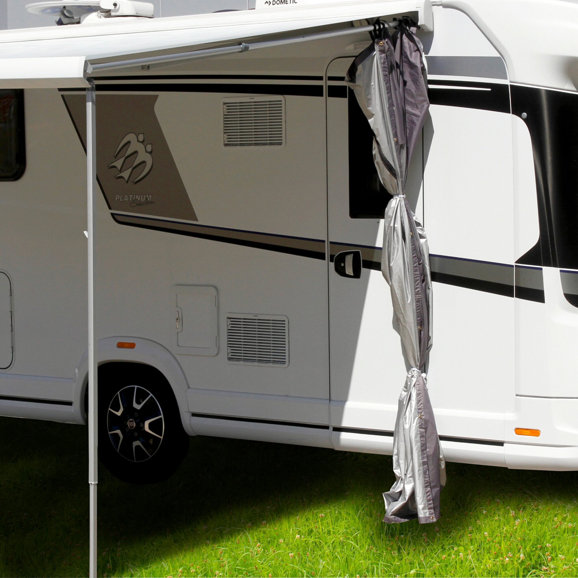 Seitenwand mit Fenster