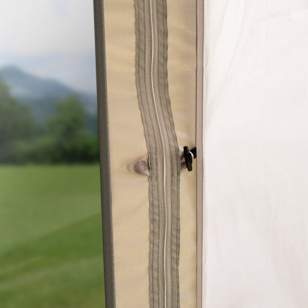 Vorderwand mit Fenster für Kari