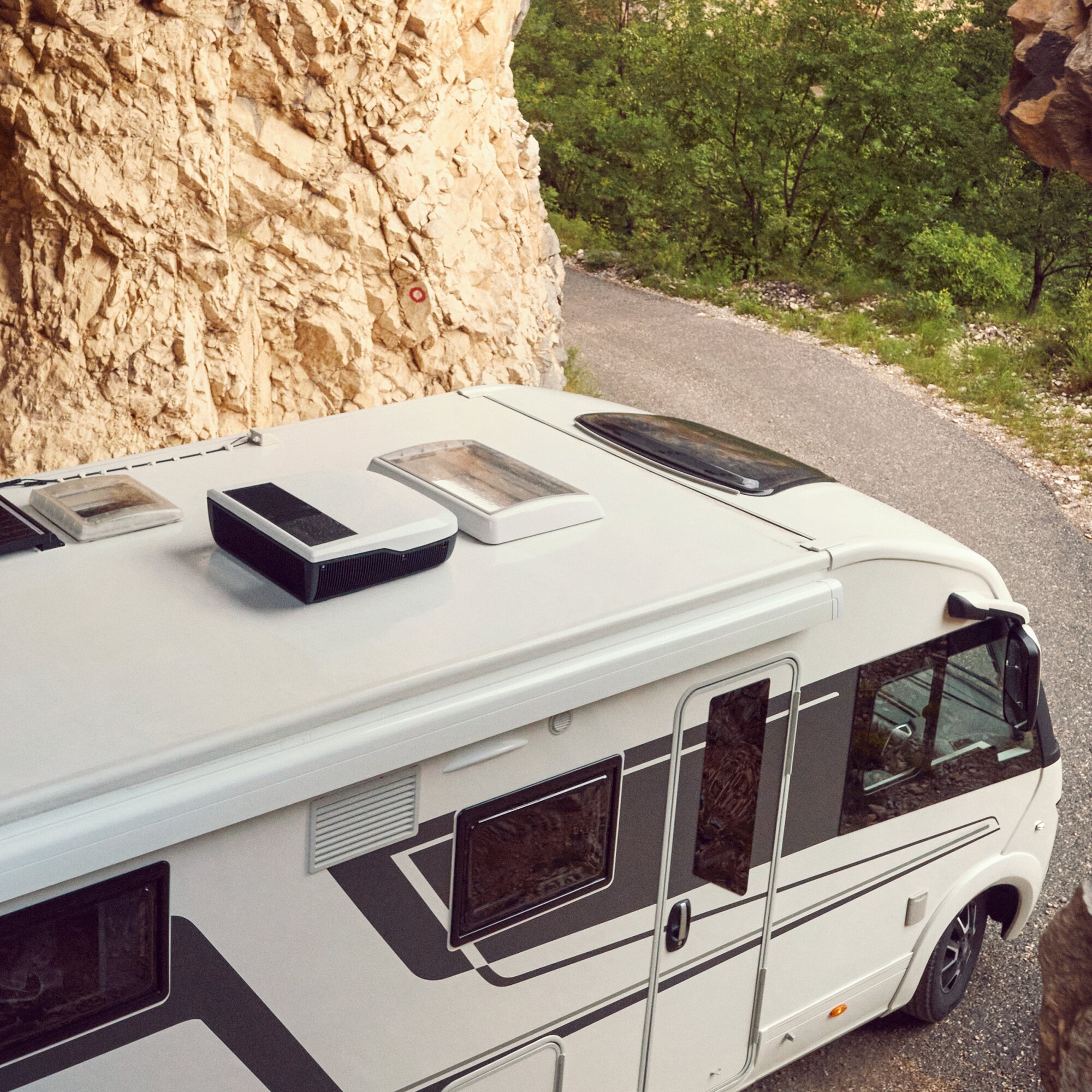 Klimaanlage FJZ7 2200, weiß